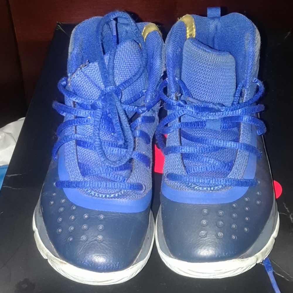 STEPH CURRYS